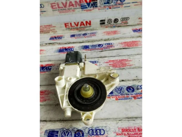 5N0959702D | Elektrikli Sağ Ön Cam Motoru VAG
