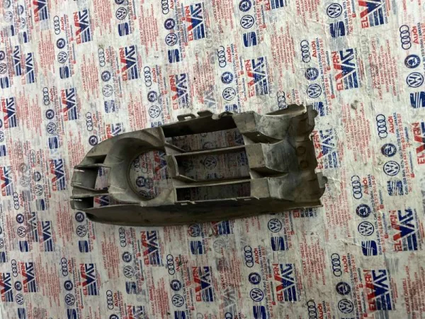 6Q0853666C | VW Polo Sisli Sağ Ön Tampon Izgarası VAG