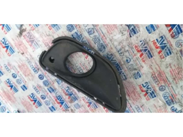 7P5807823 | Sol Sis Far Izgarası VAG