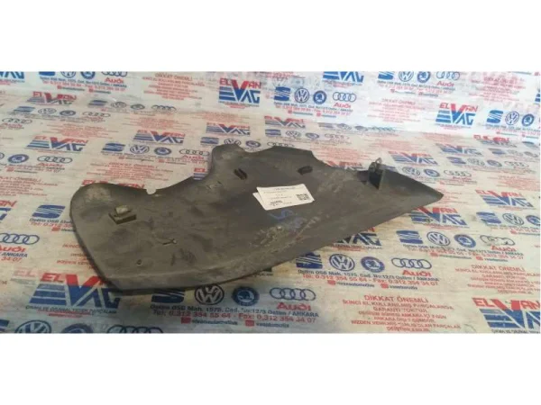 8D0857086 | Audi A4 Sağ Göğüs Yan Kapağı VAG