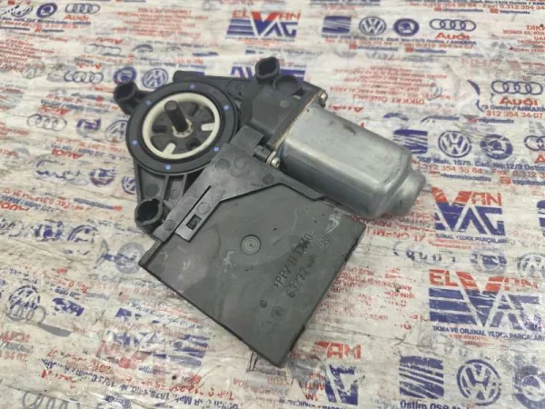 1T0959702D | Sağ Cam Açma Motoru | VW Touran - Skoda Octavia VAG