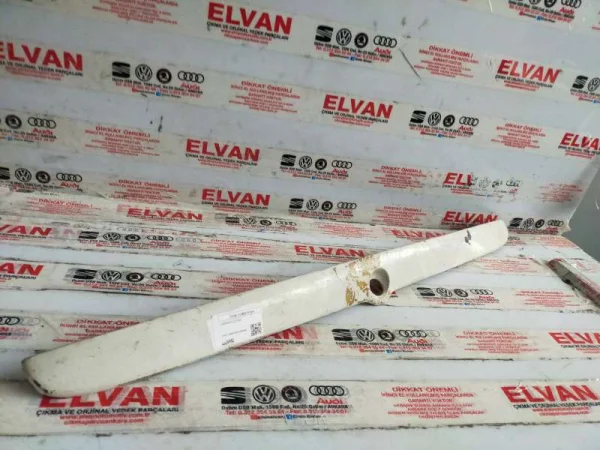 1U6827574H | Arka Bagaj Çıtası VAG