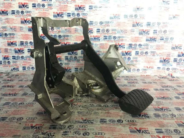 8K2721117 | Fren Pedalı | Audi A4, A5, A6, A7, Q5 VAG