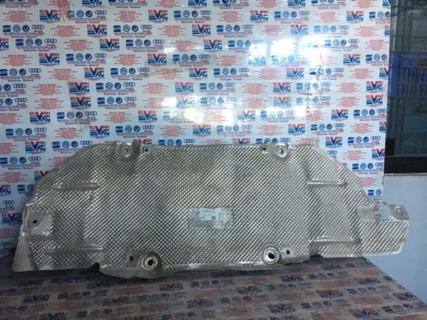 1K0825711J | Arka Isı Kalkanı | VW Eos, Golf, Scirocco - Audi A3 - Seat Altea, Leon VAG