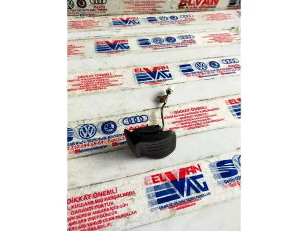 1K0951528B | Direksiyon Vites Kulakçığı | VW Caddy, Eos, Golf, Jetta, Passat, Scirocco VAG