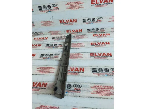6L1867197 | Seat Ibiza İç Kapı Kolu Çerçevesi VAG