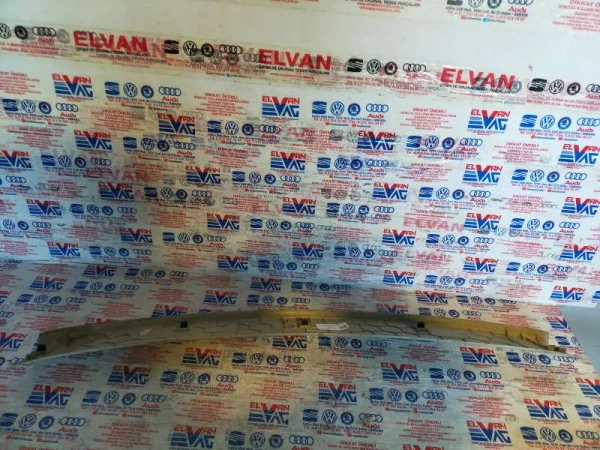 6Q6867617 | VW Polo Arka Bagaj Kapağı İç Trim Plastik Kaplaması VAG