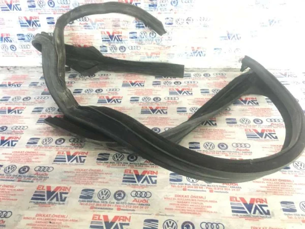 5K4837431C | VW Golf Sol Ön Kapı Kılavuz Fitili VAG
