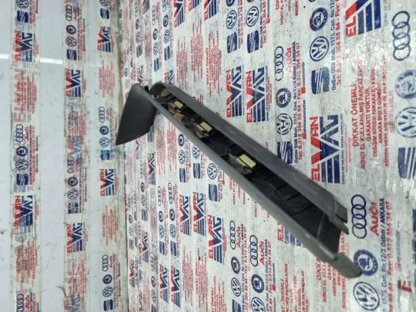 6Y0867607C | Skoda Fabia İç Bagaj Kapağı Trim Kaplaması VAG