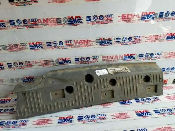 7H5864585 | VW Transporter Alt Kilit Taşıyıcı Kapağı VAG