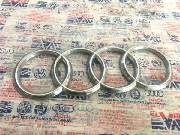 4H0853605B | Ön Panjur Arması | Audi A4, A6, A7, A8, Q3, Q5 VAG
