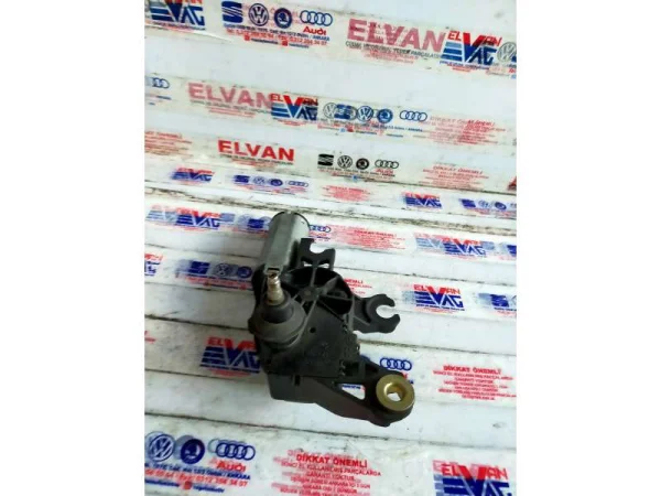 3B9955711C | VW Passat Arka Silecek Motoru VAG