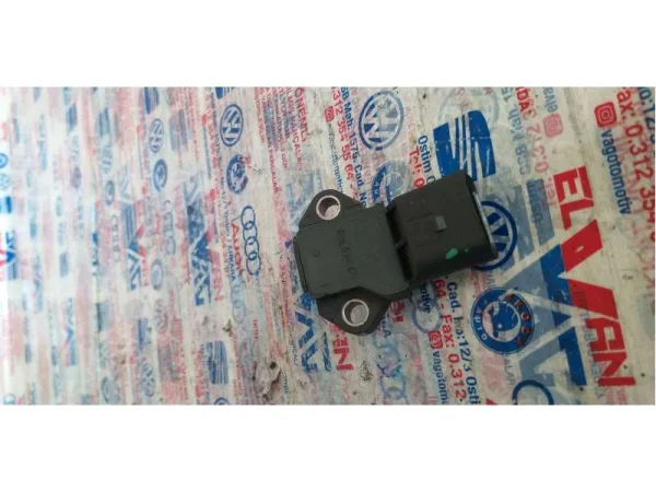 8E0820902F | Audi A4 Sağ Havalandırma Izgarası VAG