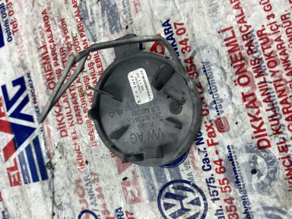 2K7807241A | VW Caddy Ön Tampon Çeki Demir Kapağı VAG