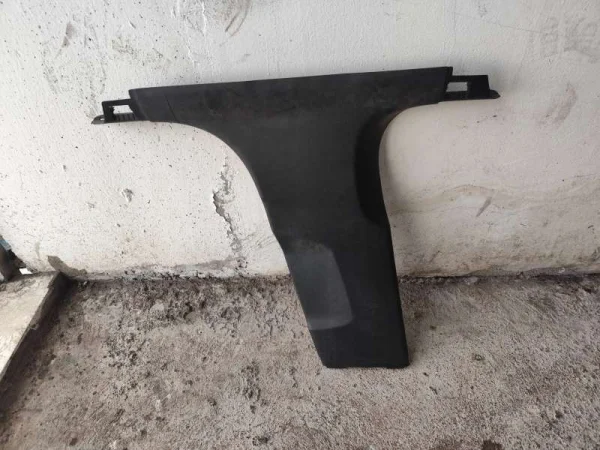 8W0867239A | Audi A4 Sol Alt B Direk Kaplaması VAG