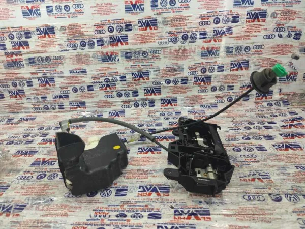 8W1837349A | Audi A4 Kapı Kilidi VAG