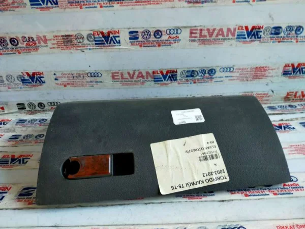 7H5858941 | VW Transporter Torpido Gözü Kapağı VAG