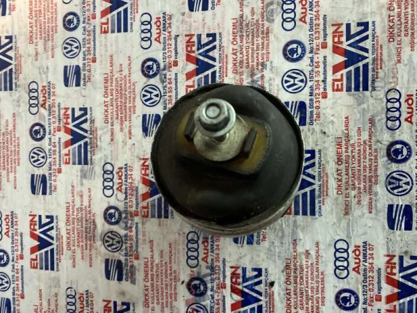 8E0199379BG | Audi A4 Sol Motor Takozu VAG