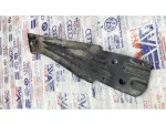 3G0809236A | VW Passat Arka İç Sağ Tampon Braketi - 2