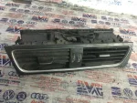 8T1820951E | Orta Kalorifer Izgarası | Audi A4, A5 - 1