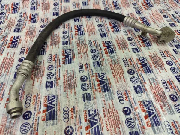 8W0816743D | Audi A4 Klima Borusu VAG