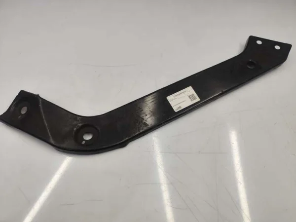 5NA805932A | VW Tiguan Sağ Ön Panel Bağlantı Braketi VAG