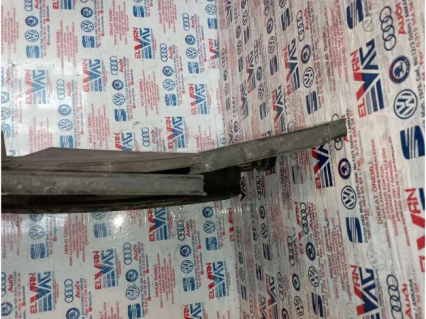 5P5863459B | Seat Toledo Bagaj Kilit Kaplaması VAG