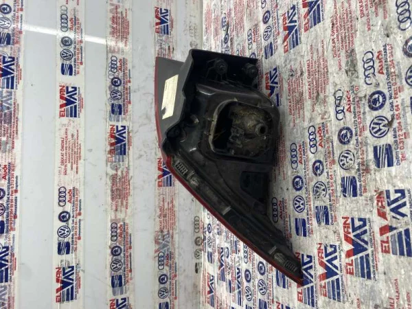 5GG945208 | VW Golf Sağ Arka Stop Lambası VAG
