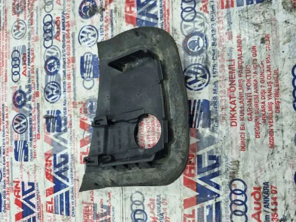 1K0971908A | Ön Cam Alt Tesisat Kapağı | VW Golf, Jetta - Audi A3, RS 3 - Seat Altea, Leon VAG