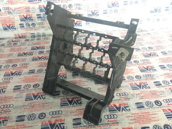 5C0907371 | VW Jetta Sigorta Kutusu VAG