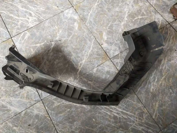 5M0868040 | VW Golf İç Kapı Tutma Kolu VAG