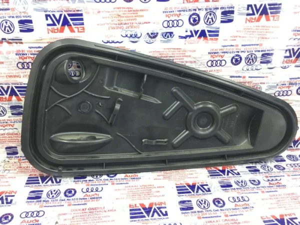 5NA837915A | Sol Ön Kapı İç Kaplama Paneli | VW Tiguan - Seat Tarraco VAG