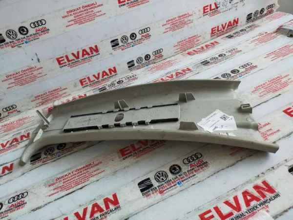 6Y0867285E | Orta Direk İç Kaplaması Sol VAG