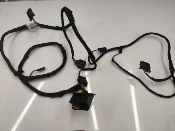 5F4971145F | Seat Leon Arka Bagaj Kapağı Tesisatı VAG