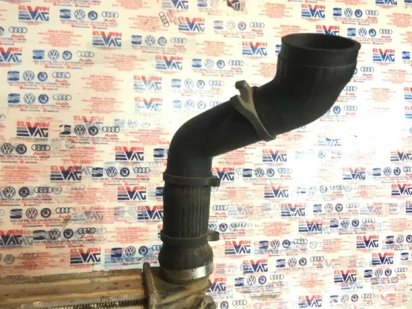 06A145708D | Turbo Hortumu | VW Golf, Jetta - Audi A3, TT VAG
