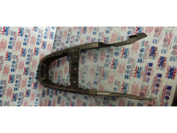 7M4863241A | Seat Alhambra Orta Konsol VAG