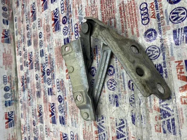 6Y0823302A | Skoda Fabia Sağ Kaput Menteşesi VAG