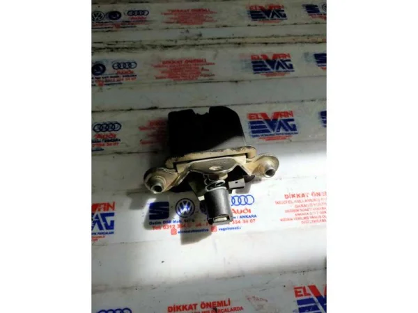 1Z5827501D | Skoda Octavia Bagaj Kapak Kilidi VAG