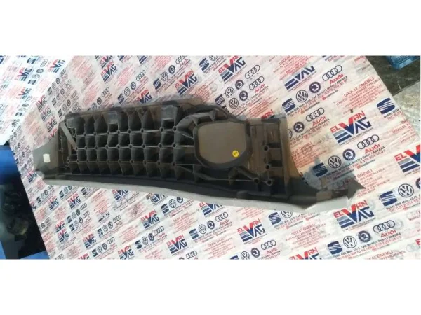 2K0868229A | VW Caddy Sol Bagaj Rafı VAG