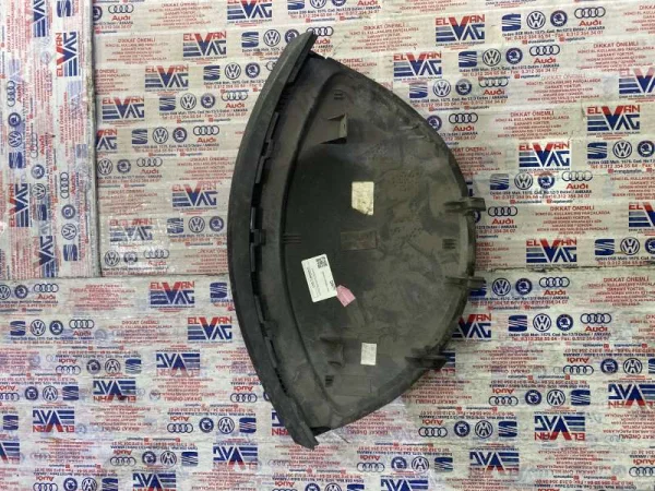 7L6858291D | VW Touareg Üst Göğüs Kaplaması VAG