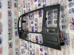 7E0857237F | VW Transporter Orta Kalorifer Menfez Çerçevesi - 2