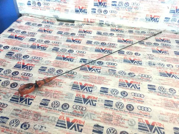 03L115611M | Yağ Seviye Çubuğu | VW Jetta, Passat - Audi A3, A4, A6, TT VAG