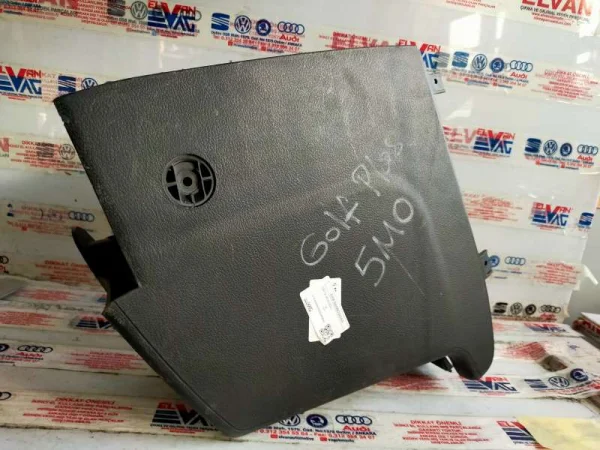 5M0863323AA | VW Golf Orta Konsol VAG