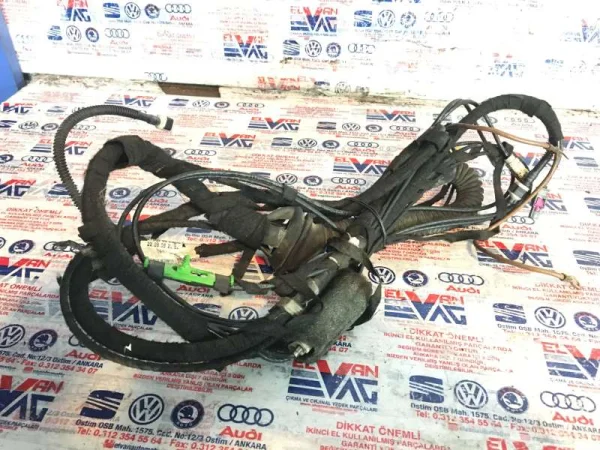 8P3971726AF | Audi A3 Arka Bagaj Kapağı Kablo Tesisatı VAG