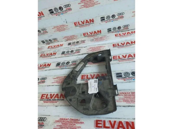 8L0858387A | Sigorta Kutusu Yuvası | Audi A3 - Seat Leon VAG