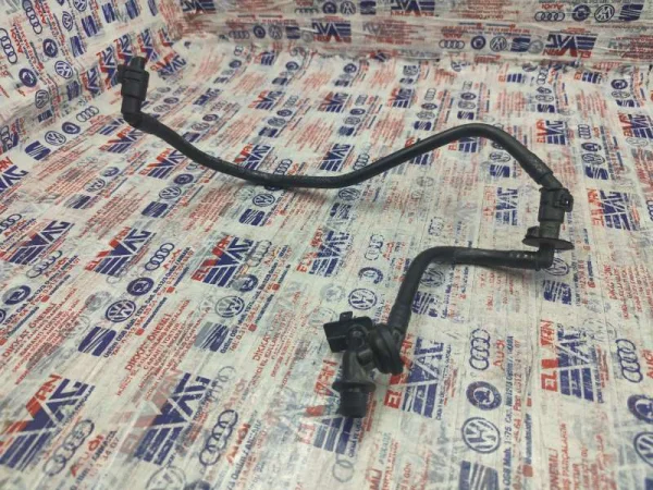 8W0611931BD | Audi A4 Vakum Borusu VAG