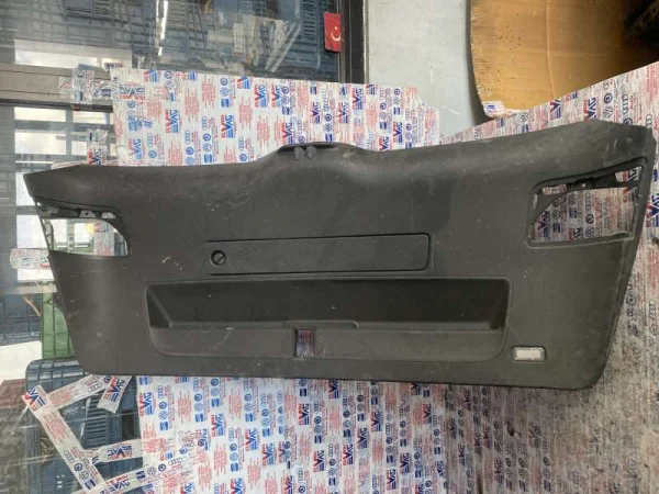 8R0867979B | Audi Q5 Arka Bagaj İç Kaplaması VAG