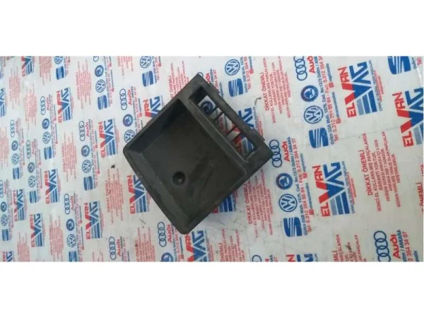 1T1857368B | Torpido Gözü Kapağı VAG
