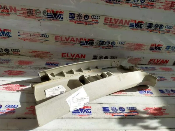 1Z0867286L | Sol Arka Kapı İç Döşeme Klipsi VAG