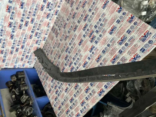 6K5805903B | Ön Tampon Alt Spoyleri | VW Caddy, Polo VAG